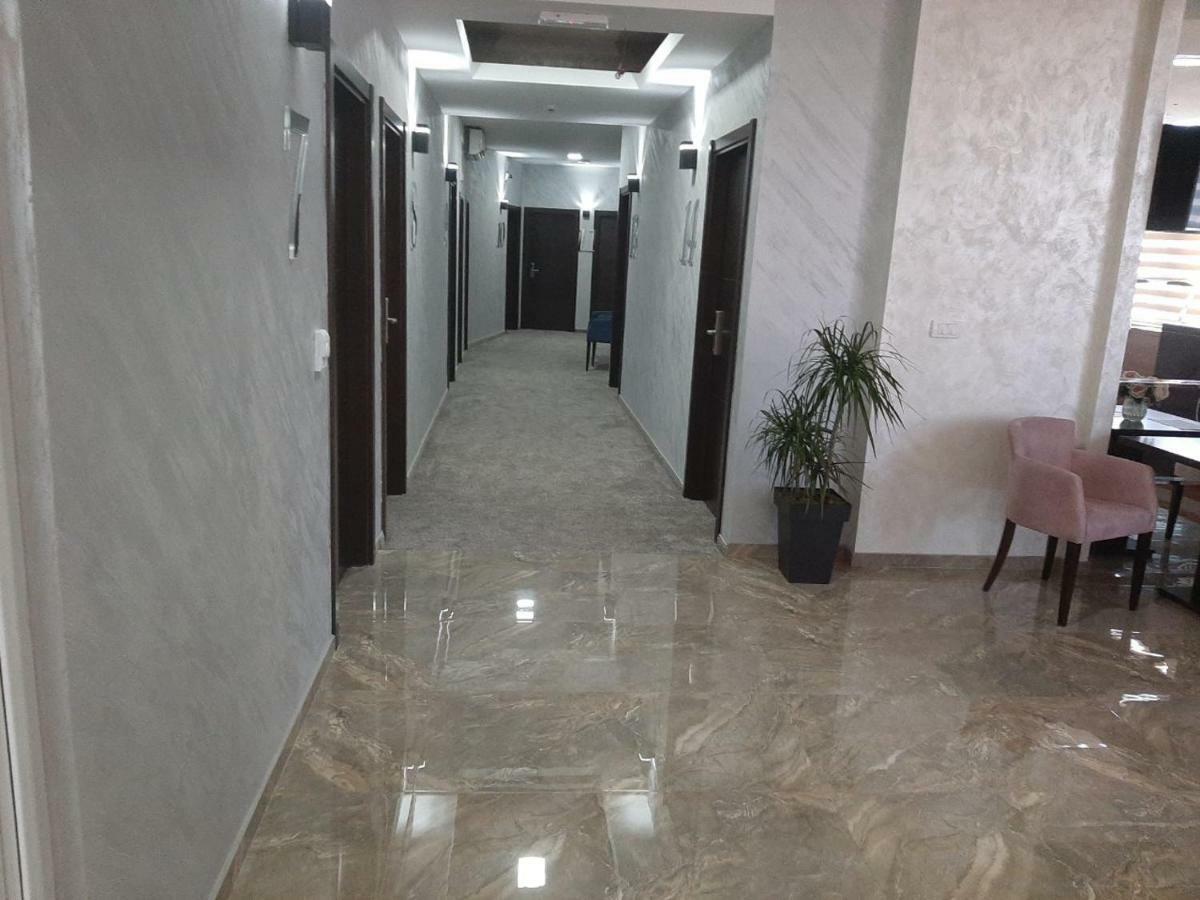Hotel Usce Шабац Екстер'єр фото
