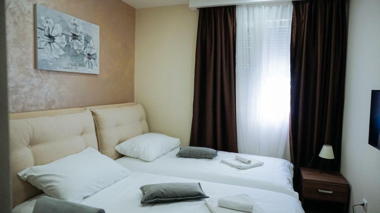 Hotel Usce Шабац Екстер'єр фото