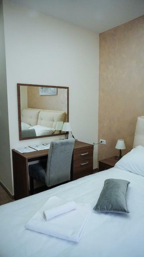 Hotel Usce Шабац Екстер'єр фото
